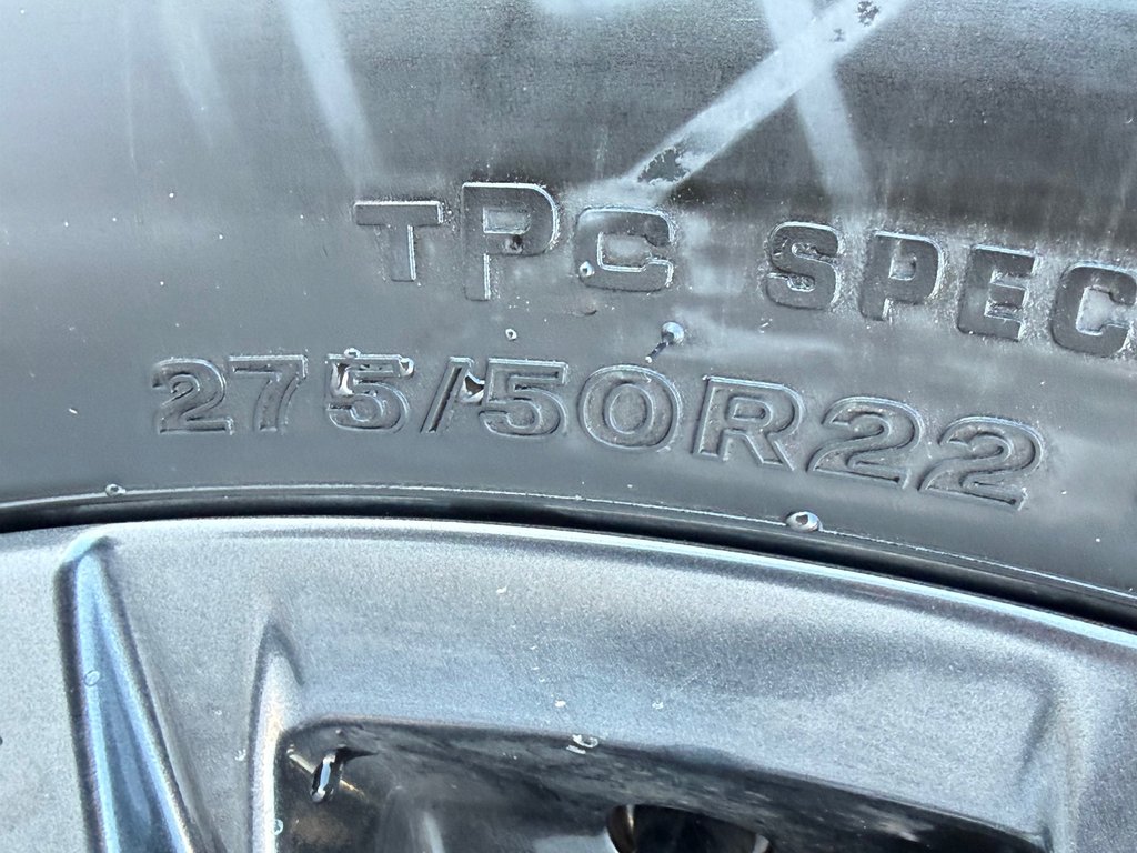 Cadillac Escalade V-SERIES / AWD / 682 HP / WRAP NOIR MAT / BAS KILOMETRAGE 2023 à Thetford Mines, Québec - 15 - w1024h768px