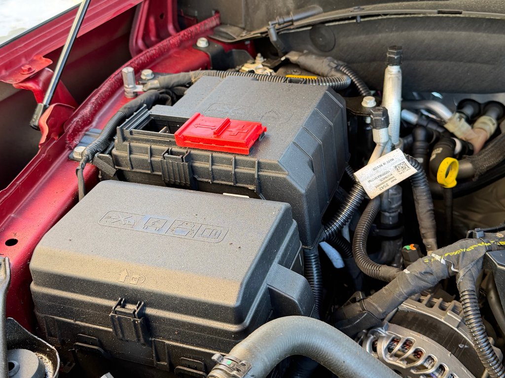 Cadillac Escalade V-SERIES / AWD / 682 HP / WRAP NOIR MAT / BAS KILOMETRAGE 2023 à Thetford Mines, Québec - 82 - w1024h768px