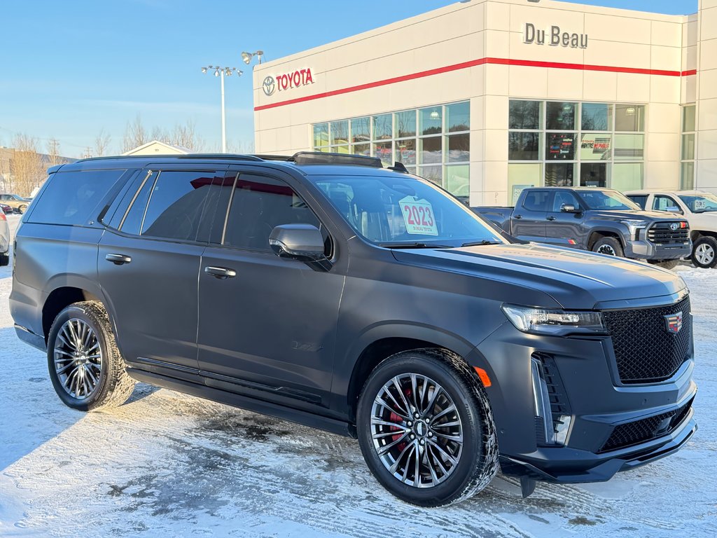 Cadillac Escalade V-SERIES / AWD / 682 HP / WRAP NOIR MAT / BAS KILOMETRAGE 2023 à Thetford Mines, Québec - 3 - w1024h768px