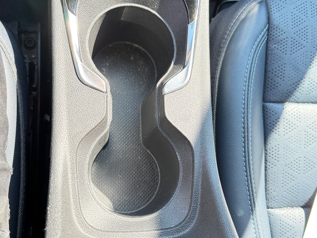 2023 Chevrolet Bolt EUV PREMIER / 407KM 100% ÉLECTRIQUE / FULL / in Thetford Mines, Quebec - 50 - w1024h768px