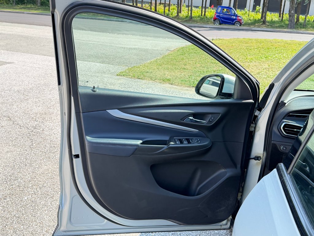 2023 Chevrolet Bolt EUV PREMIER / 407KM 100% ÉLECTRIQUE / FULL / in Thetford Mines, Quebec - 32 - w1024h768px