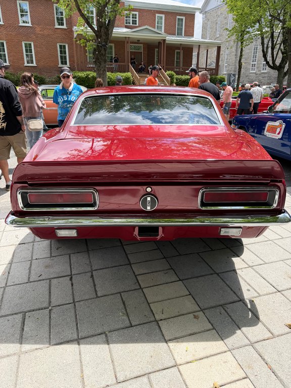 1967 Chevrolet Camaro RS 327 / VRAI RS / PNEUS NEUFS / IMPECCABLE / AUTOMATIQUE / RESTAURATION COMPLETE in Thetford Mines, Quebec - 8 - w1024h768px