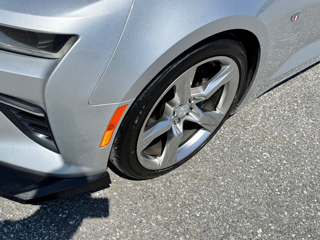 Chevrolet Camaro 2SS / MOTEUR 6.2L / TRES PROPRE / BAS KILOMÉTRAGE 2018 à Thetford Mines, Québec - 15 - w1024h768px