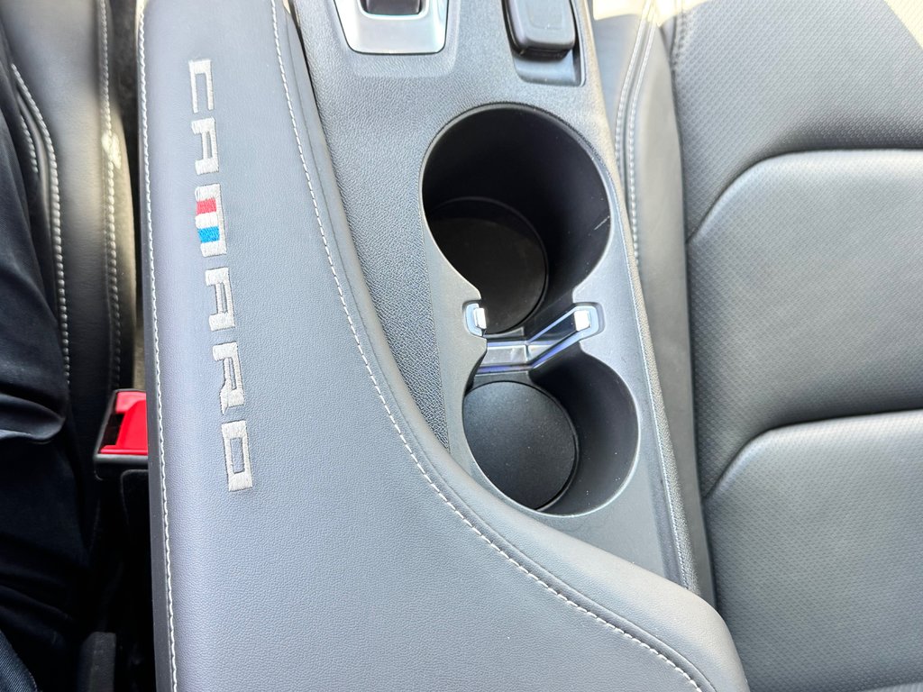 Chevrolet Camaro 2SS / MOTEUR 6.2L / TRES PROPRE / BAS KILOMÉTRAGE 2018 à Thetford Mines, Québec - 58 - w1024h768px