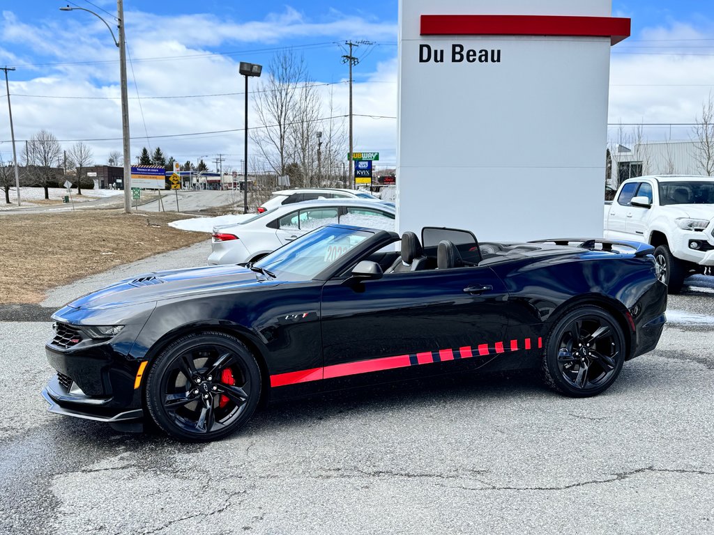 2023 Chevrolet Camaro CONVERTIBLE / BAS KILOMÉTRAGE / MOTEUR 6.2L / JUPE AVANT / IMPECCABLE in Thetford Mines, Quebec - 8 - w1024h768px