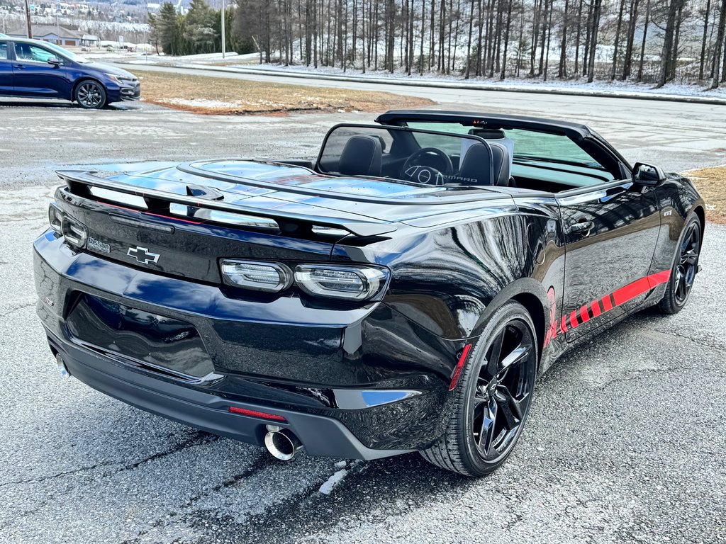2023 Chevrolet Camaro CONVERTIBLE / BAS KILOMÉTRAGE / MOTEUR 6.2L / JUPE AVANT / IMPECCABLE in Thetford Mines, Quebec - 5 - w1024h768px