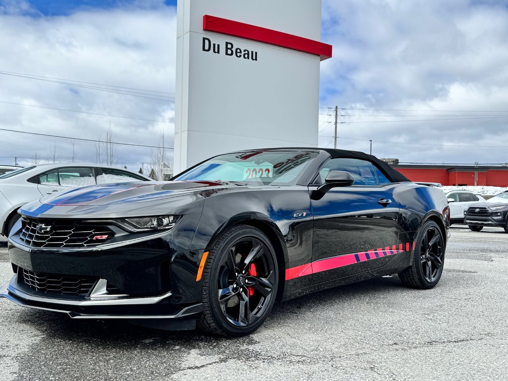 2023 Chevrolet Camaro CONVERTIBLE / BAS KILOMÉTRAGE / MOTEUR 6.2L / JUPE AVANT / IMPECCABLE in Thetford Mines, Quebec - 67 - w1024h768px