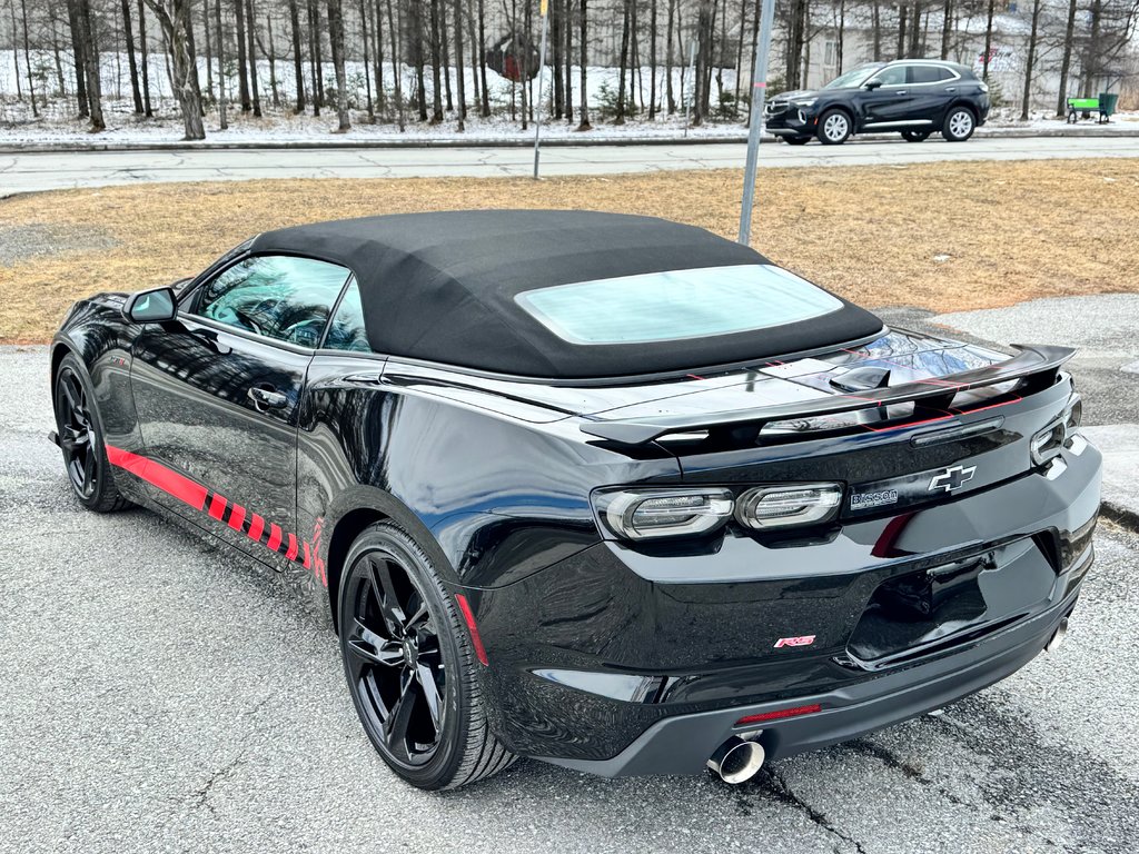 2023 Chevrolet Camaro CONVERTIBLE / BAS KILOMÉTRAGE / MOTEUR 6.2L / JUPE AVANT / IMPECCABLE in Thetford Mines, Quebec - 72 - w1024h768px