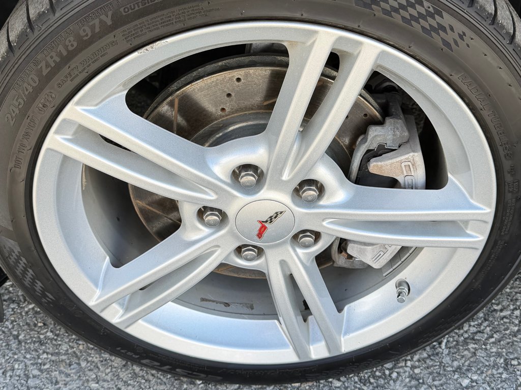 2008 Chevrolet Corvette CONVERTIBLE / 3LT  / MANUEL /  FREINS NEUFS / WOW in Thetford Mines, Quebec - 15 - w1024h768px