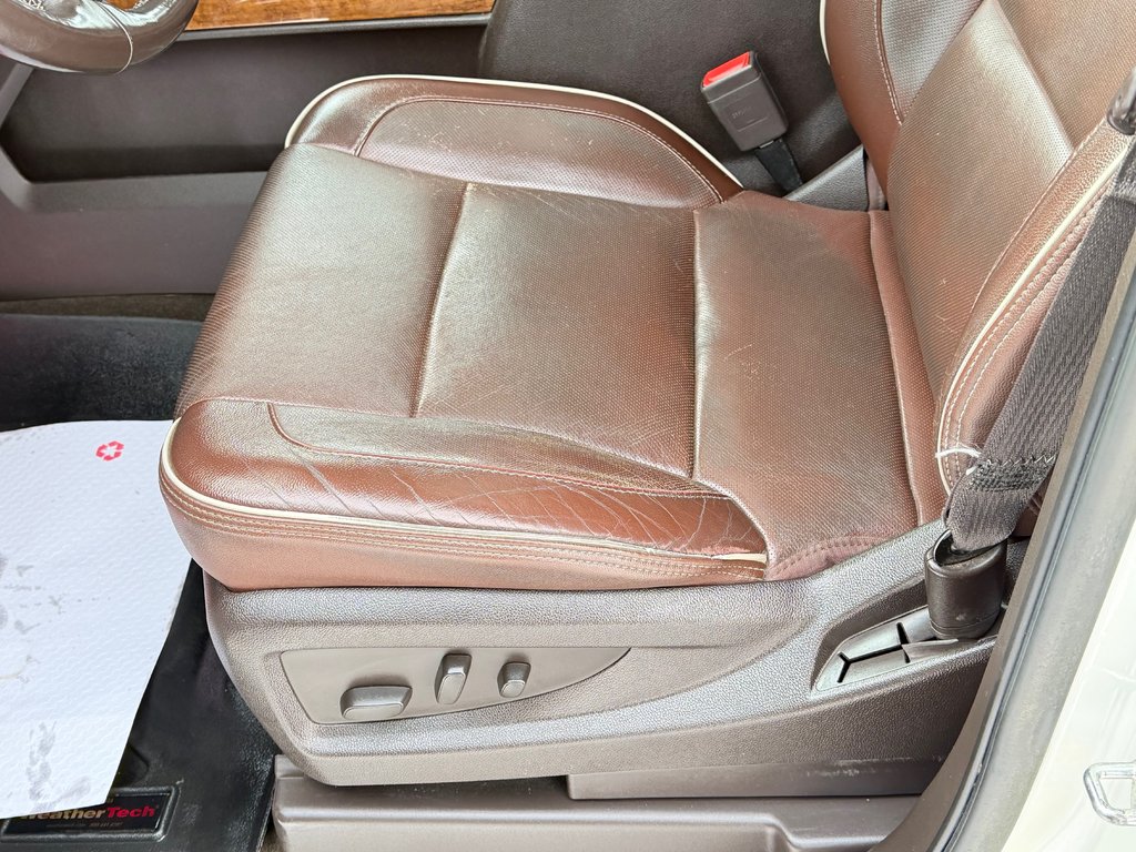 Chevrolet Silverado 1500 HIGH COUNTRY 6.2 / CREW / MARCHEPIEDS / TOILE ET + 2015 à Thetford Mines, Québec - 40 - w1024h768px