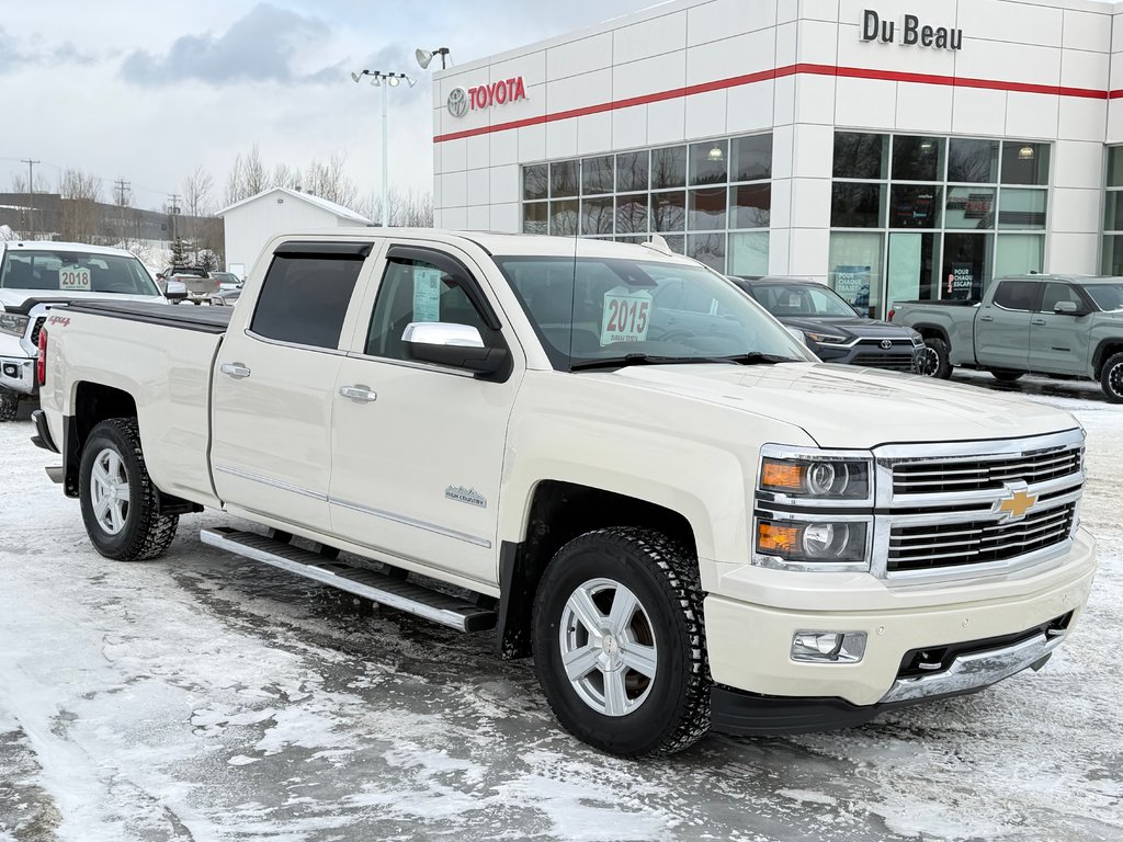 Chevrolet Silverado 1500 HIGH COUNTRY 6.2 / CREW / MARCHEPIEDS / TOILE ET + 2015 à Thetford Mines, Québec - 3 - w1024h768px