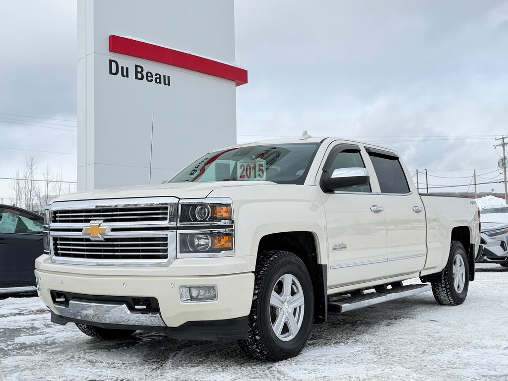 Chevrolet Silverado 1500 HIGH COUNTRY 6.2 / CREW / MARCHEPIEDS / TOILE ET + 2015 à Thetford Mines, Québec - 1 - w1024h768px