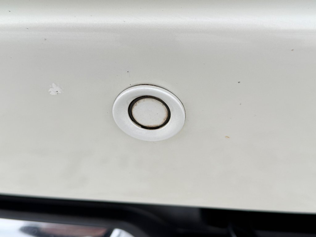 Chevrolet Silverado 1500 HIGH COUNTRY 6.2 / CREW / MARCHEPIEDS / TOILE ET + 2015 à Thetford Mines, Québec - 10 - w1024h768px