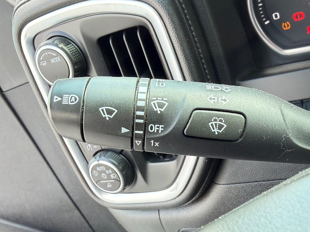 2023 Chevrolet Silverado 2500HD NOUVELLE ARRIVAGE / LTZ - cuir / IMPECCABLE / MAGS 20 CHROME  AVEC PNEUS NEUFS !! in Thetford Mines, Quebec - 44 - w1024h768px