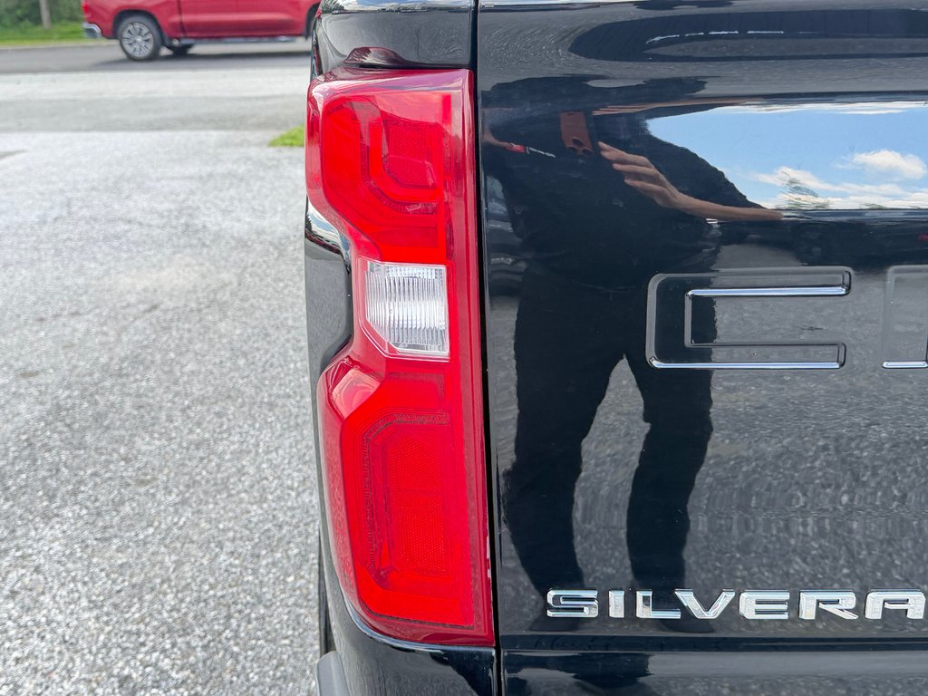 2023 Chevrolet Silverado 2500HD NOUVELLE ARRIVAGE / LTZ - cuir / IMPECCABLE / MAGS 20 CHROME  AVEC PNEUS NEUFS !! in Thetford Mines, Quebec - 25 - w1024h768px