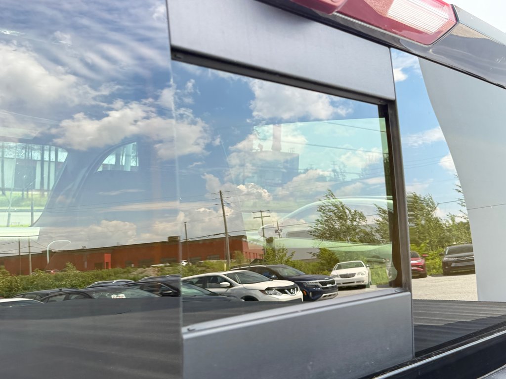 2023 Chevrolet Silverado 2500HD NOUVELLE ARRIVAGE / LTZ - cuir / IMPECCABLE / MAGS 20 CHROME  AVEC PNEUS NEUFS !! in Thetford Mines, Quebec - 66 - w1024h768px