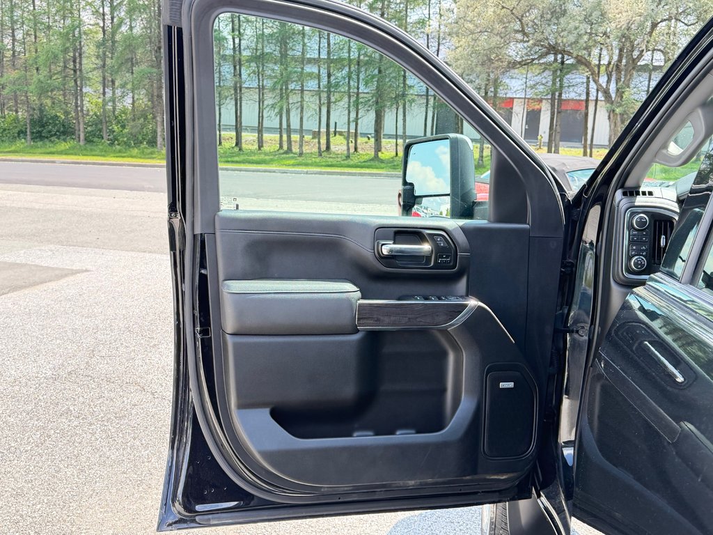 2023 Chevrolet Silverado 2500HD NOUVELLE ARRIVAGE / LTZ - cuir / IMPECCABLE / MAGS 20 CHROME  AVEC PNEUS NEUFS !! in Thetford Mines, Quebec - 34 - w1024h768px