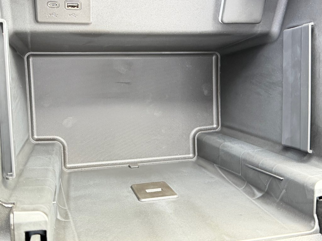 2025 Chevrolet Silverado 2500HD DEMO / Z71 / MARCHE PIED ELECTRIQUE / CAPACITE 22 000 LBS / IMPECCABLE / MAGS 20 CHROME in Thetford Mines, Quebec - 63 - w1024h768px