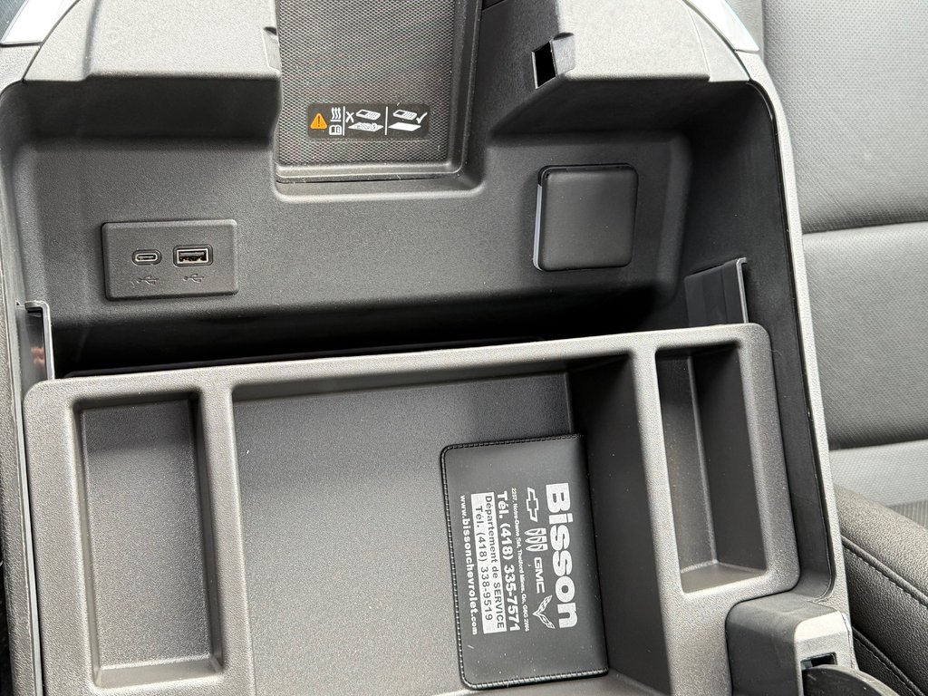 2025 Chevrolet Silverado 2500HD DEMO / Z71 / MARCHE PIED ELECTRIQUE / CAPACITE 22 000 LBS / IMPECCABLE / MAGS 20 CHROME in Thetford Mines, Quebec - 62 - w1024h768px