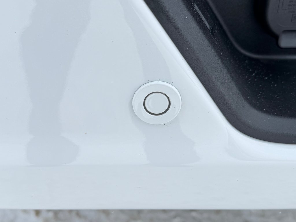 2025 Chevrolet Silverado 2500HD DEMO / Z71 / MARCHE PIED ELECTRIQUE / CAPACITE 22 000 LBS / IMPECCABLE / MAGS 20 CHROME in Thetford Mines, Quebec - 33 - w1024h768px