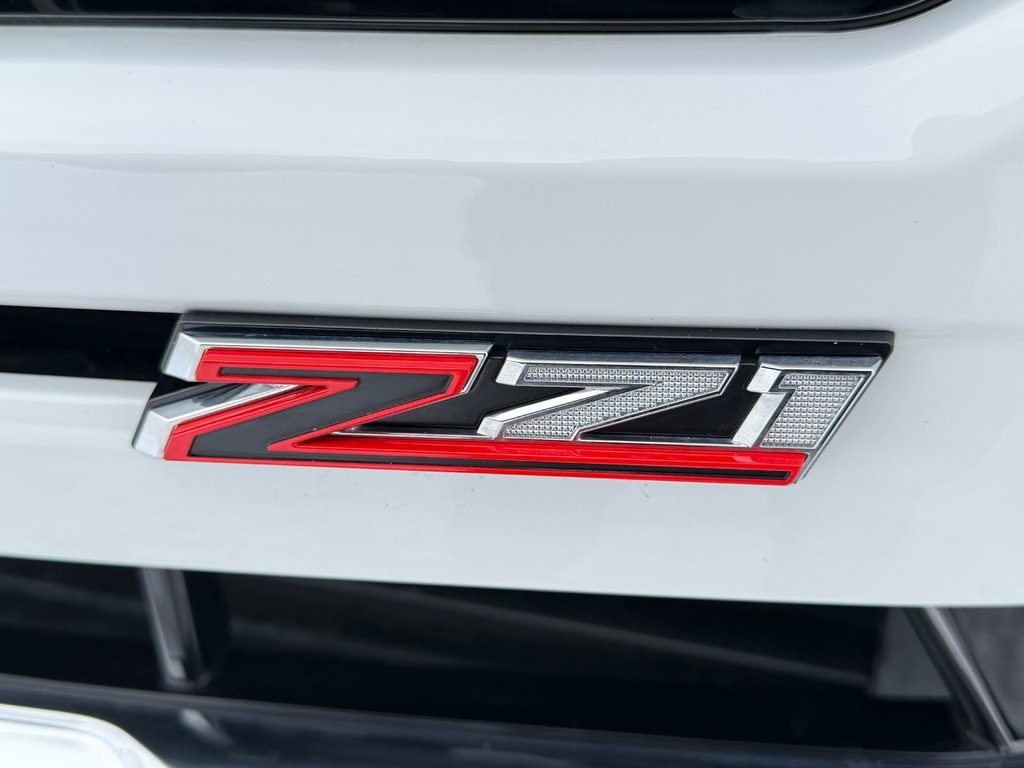 2025 Chevrolet Silverado 2500HD DEMO / Z71 / MARCHE PIED ELECTRIQUE / CAPACITE 22 000 LBS / IMPECCABLE / MAGS 20 CHROME in Thetford Mines, Quebec - 12 - w1024h768px