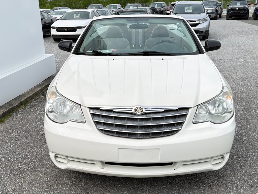 Chrysler Sebring CONVERTIBLE / TOUT ÉCHANGES ACCEPTÉES / 2008 à Thetford Mines, Québec - 2 - w1024h768px