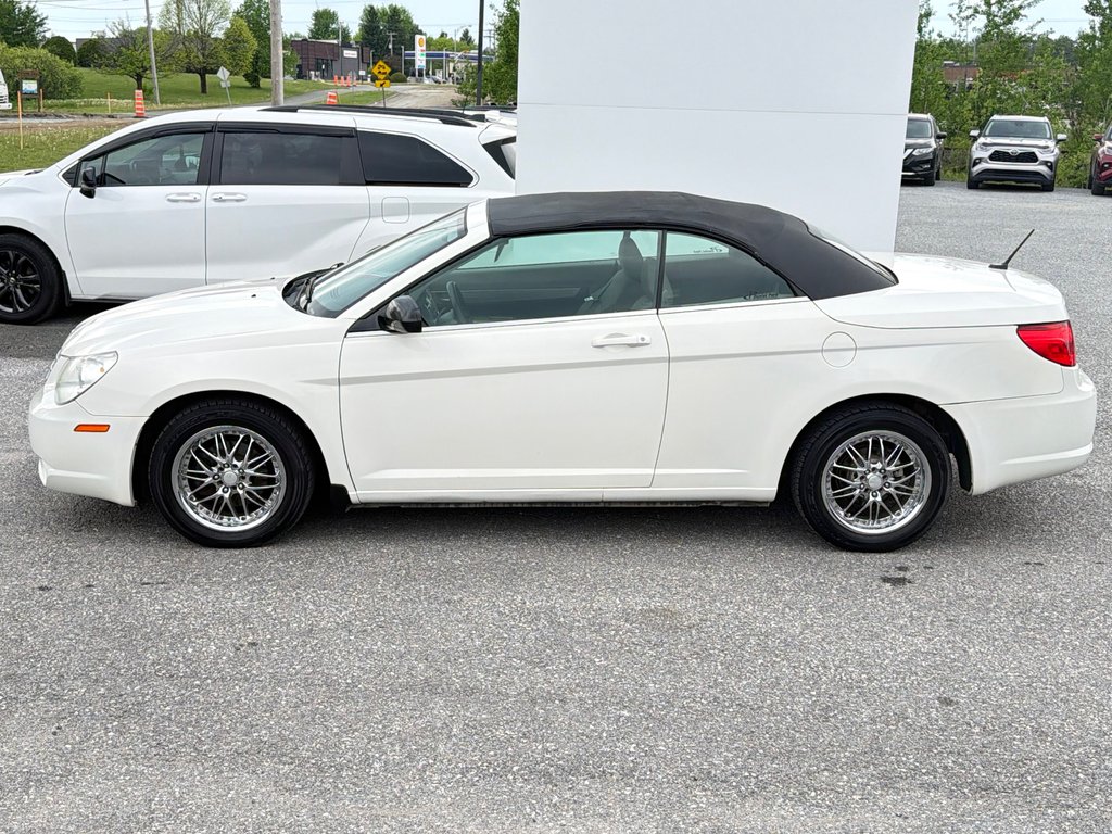 Chrysler Sebring CONVERTIBLE / TOUT ÉCHANGES ACCEPTÉES / 2008 à Thetford Mines, Québec - 50 - w1024h768px