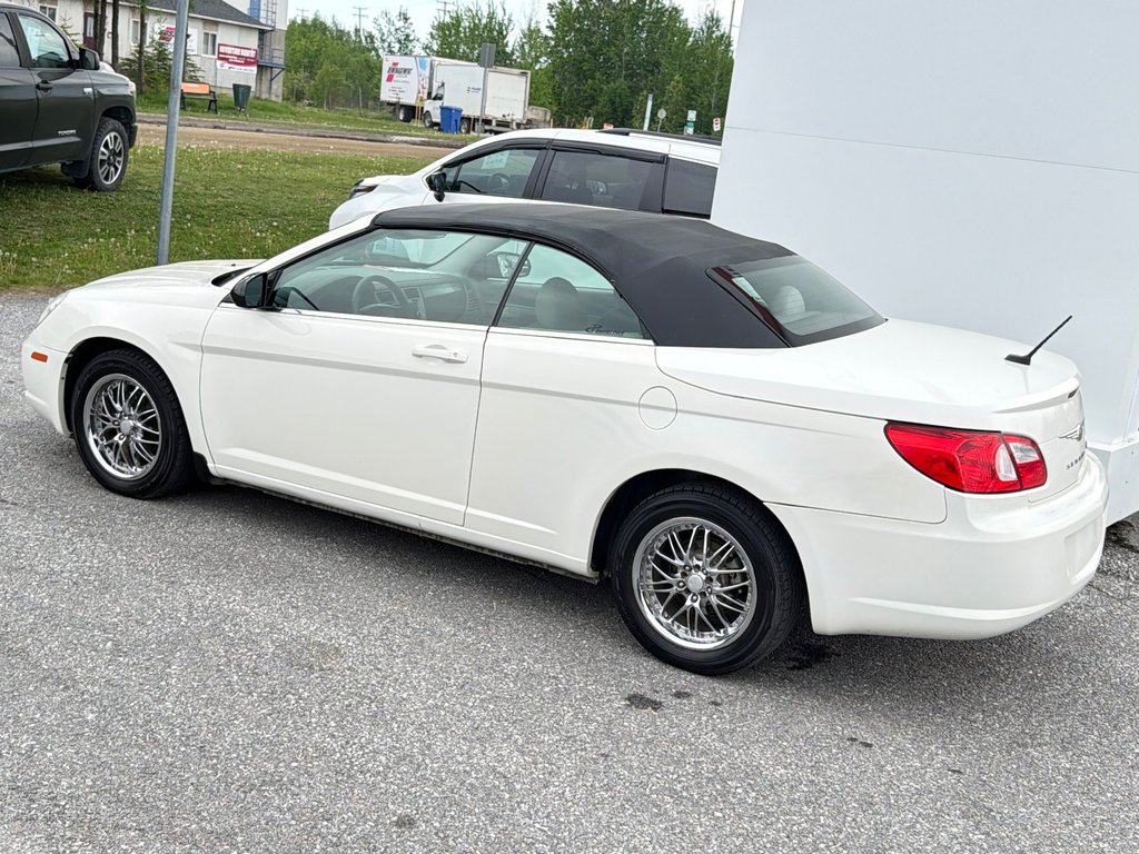 Chrysler Sebring CONVERTIBLE / TOUT ÉCHANGES ACCEPTÉES / 2008 à Thetford Mines, Québec - 49 - w1024h768px