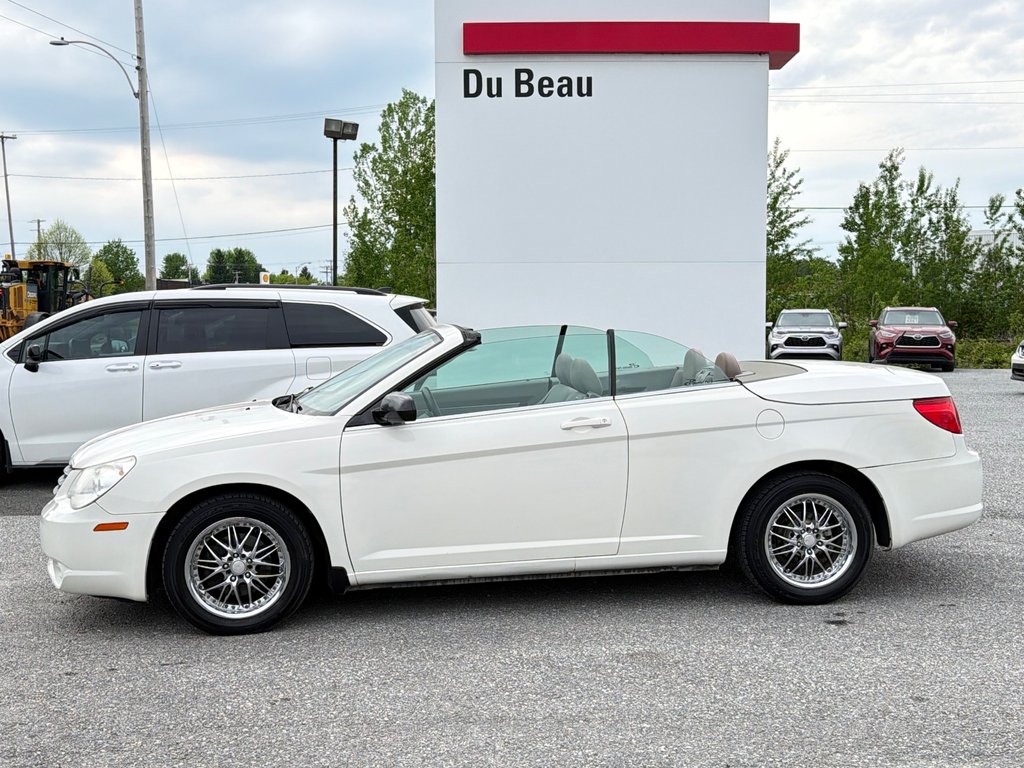 Chrysler Sebring CONVERTIBLE / TOUT ÉCHANGES ACCEPTÉES / 2008 à Thetford Mines, Québec - 8 - w1024h768px