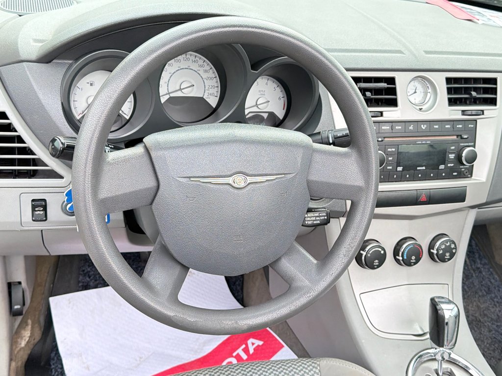 Chrysler Sebring CONVERTIBLE / TOUT ÉCHANGES ACCEPTÉES / 2008 à Thetford Mines, Québec - 26 - w1024h768px