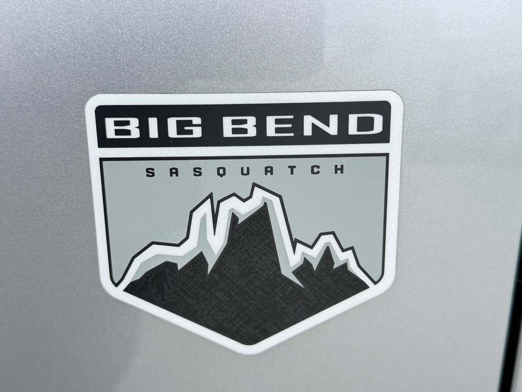 Ford Bronco CONVERTIBLE / BIG BEND - SASQUATCH / PNEUS 35 / LOOK WOW ! / 2022 à Thetford Mines, Québec - 19 - w1024h768px