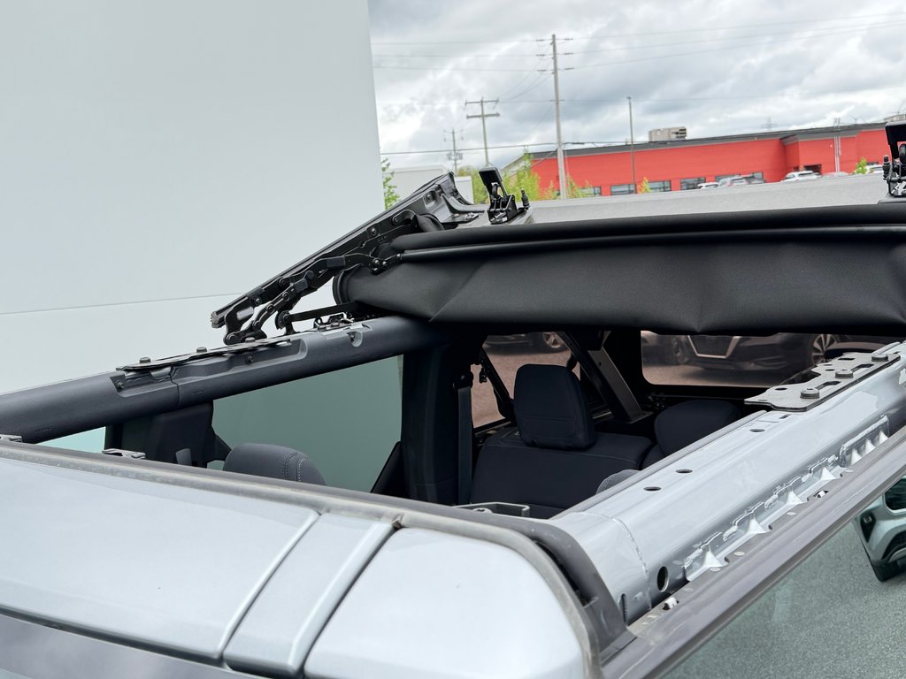 Ford Bronco CONVERTIBLE / BIG BEND - SASQUATCH / PNEUS 35 / LOOK WOW ! / 2022 à Thetford Mines, Québec - 21 - w1024h768px
