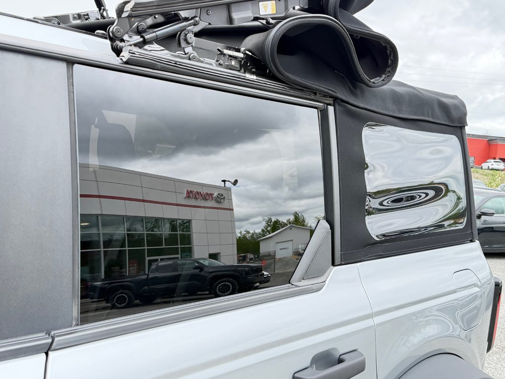 Ford Bronco CONVERTIBLE / BIG BEND - SASQUATCH / PNEUS 35 / LOOK WOW ! / 2022 à Thetford Mines, Québec - 25 - w1024h768px
