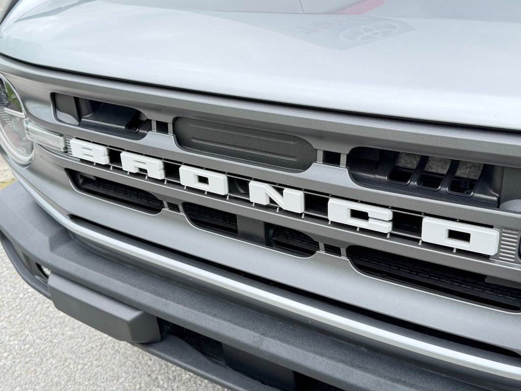 Ford Bronco CONVERTIBLE / BIG BEND - SASQUATCH / PNEUS 35 / LOOK WOW ! / 2022 à Thetford Mines, Québec - 11 - w1024h768px