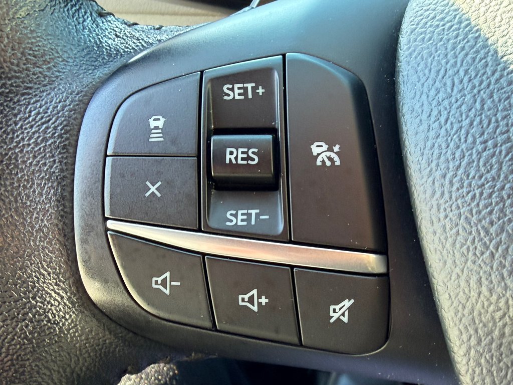 2020 Ford Escape SEL AWD / ATTACHE REMORQUE / TRÈS TRÈS BEAU / in Thetford Mines, Quebec - 37 - w1024h768px