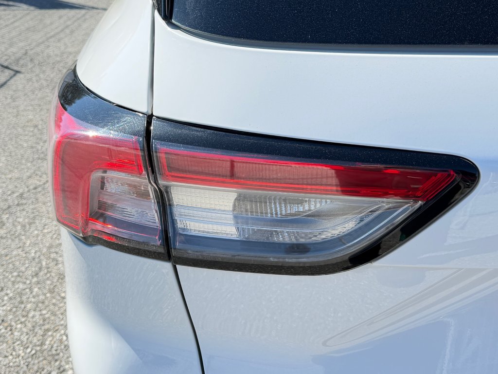 2020 Ford Escape SEL AWD / ATTACHE REMORQUE / TRÈS TRÈS BEAU / in Thetford Mines, Quebec - 20 - w1024h768px
