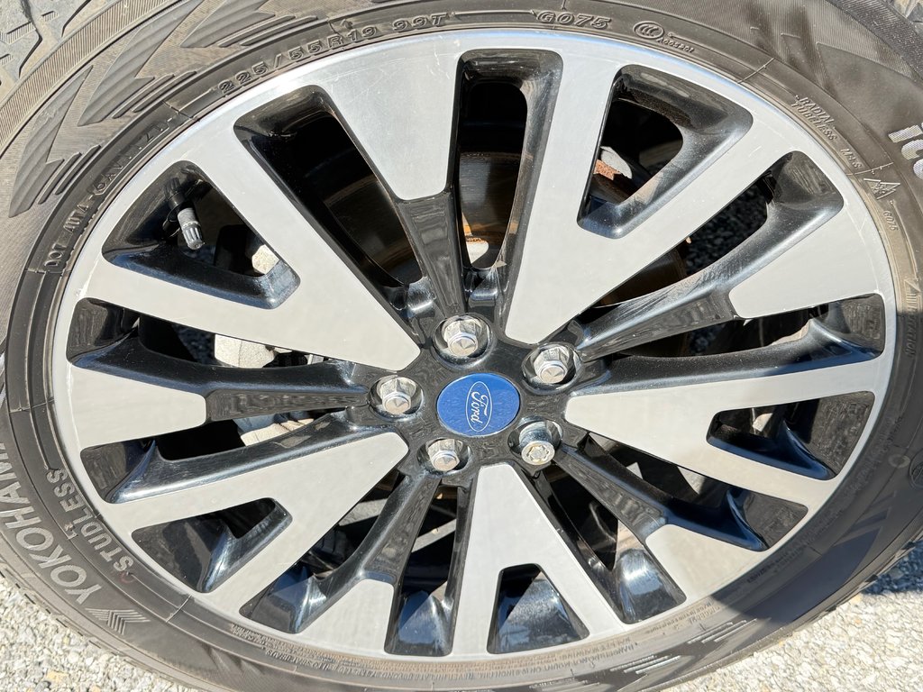 2020 Ford Escape SEL AWD / ATTACHE REMORQUE / TRÈS TRÈS BEAU / in Thetford Mines, Quebec - 15 - w1024h768px
