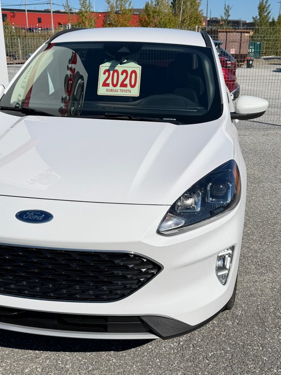 2020 Ford Escape SEL AWD / ATTACHE REMORQUE / TRÈS TRÈS BEAU / in Thetford Mines, Quebec - 9 - w1024h768px