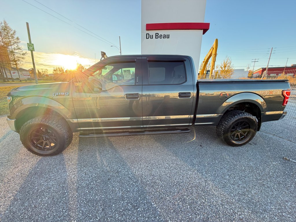 Ford F-150 CREW / 3.5 / XLT 4X4 / AUBAINE A SAISIR ! / 2018 à Thetford Mines, Québec - 8 - w1024h768px