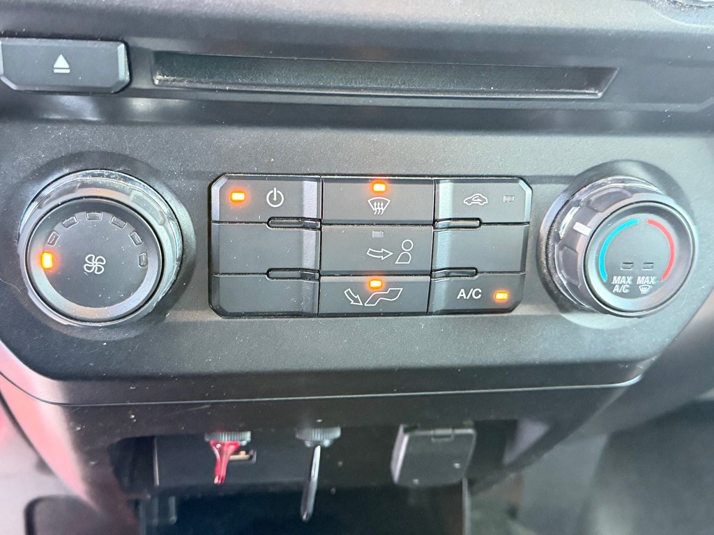 Ford F-150 CREW / 3.5 / XLT 4X4 / AUBAINE A SAISIR ! / 2018 à Thetford Mines, Québec - 61 - w1024h768px
