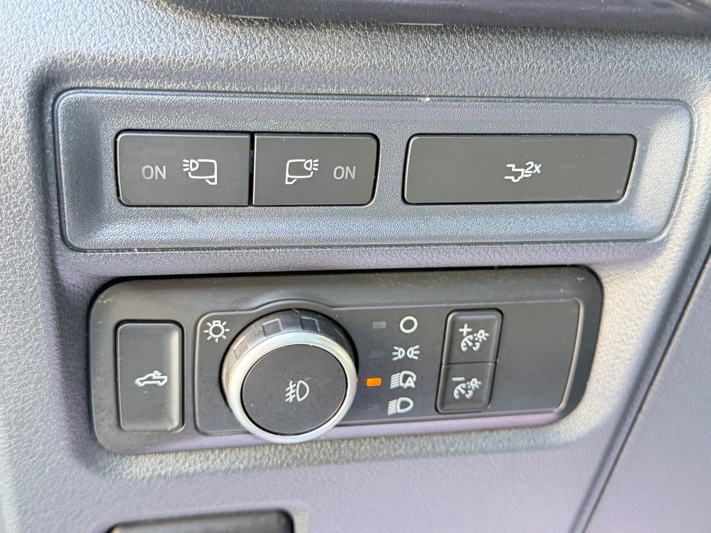 Ford F-150 F150 / SUPERCREW / TRÈS RARE 5.0 L !! 76.500KM / 2022 à Thetford Mines, Québec - 39 - w1024h768px