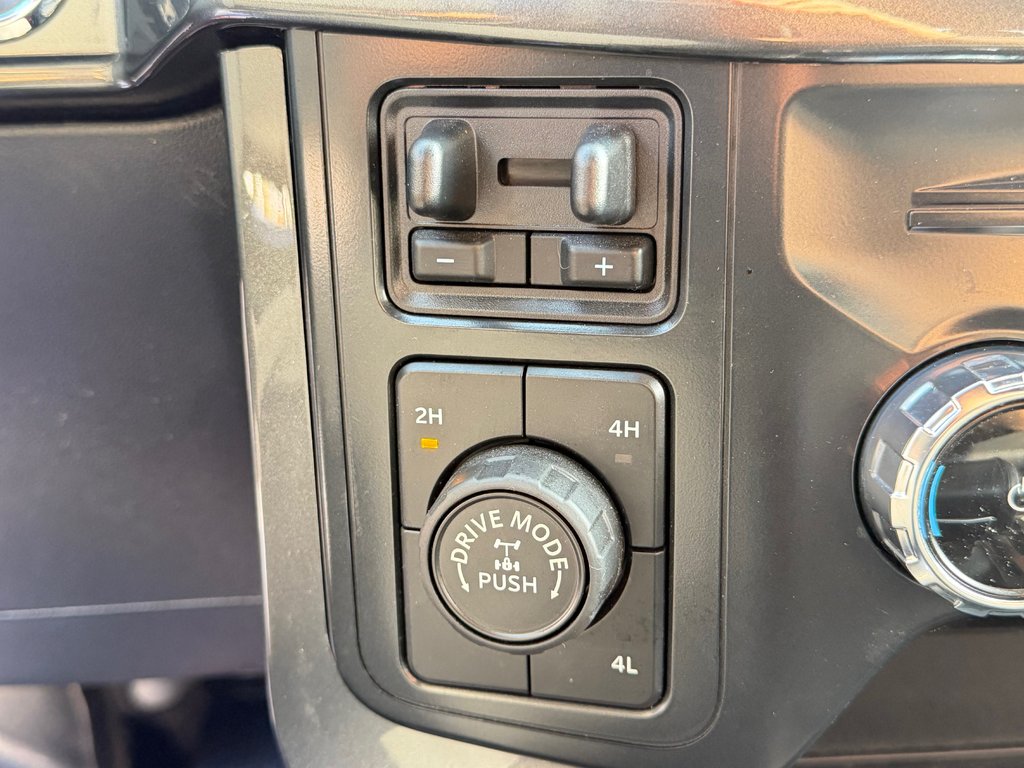 Ford F-150 F150 / SUPERCREW / TRÈS RARE 5.0 L !! 76.500KM / 2022 à Thetford Mines, Québec - 50 - w1024h768px