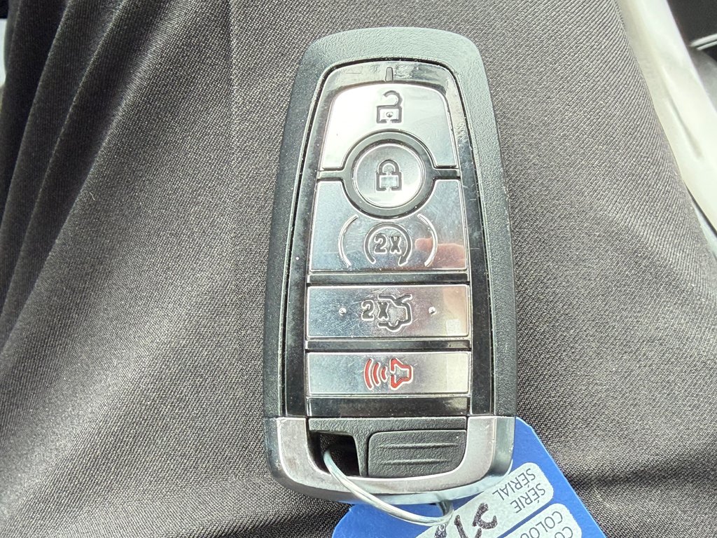 Ford Fusion Energi HYBRIDE BRANCHABLE / CUIR / TOIT / GPS / 2018 à Thetford Mines, Québec - 62 - w1024h768px