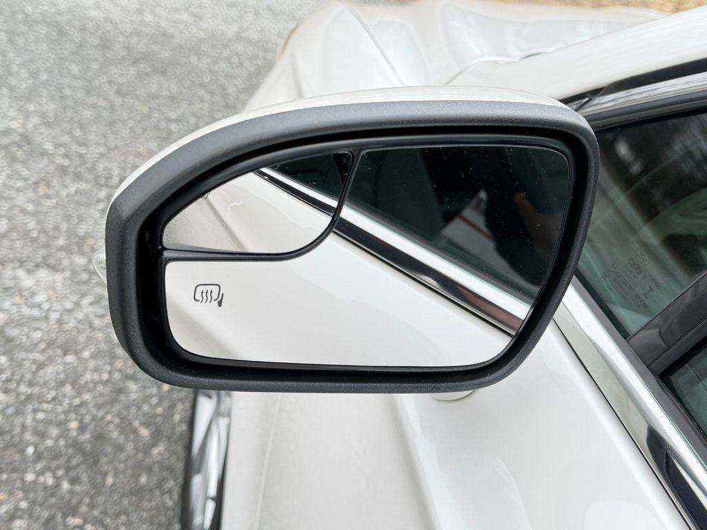 Ford Fusion Energi HYBRIDE BRANCHABLE / CUIR / TOIT / GPS / 2018 à Thetford Mines, Québec - 30 - w1024h768px