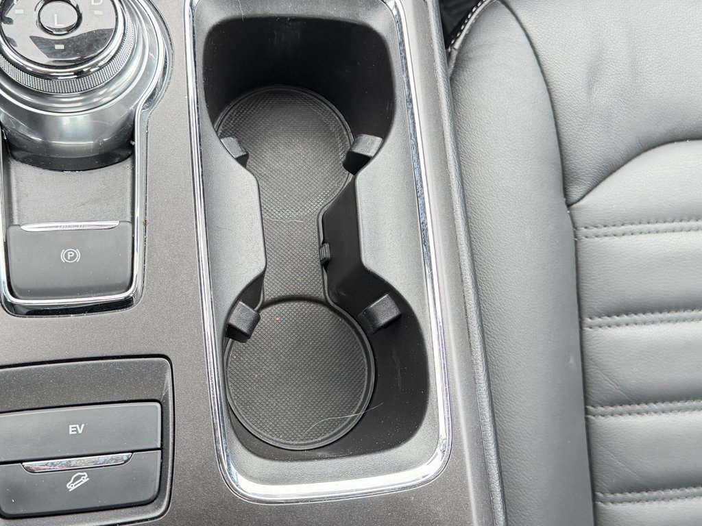 Ford Fusion Energi HYBRIDE BRANCHABLE / CUIR / TOIT / GPS / 2018 à Thetford Mines, Québec - 56 - w1024h768px