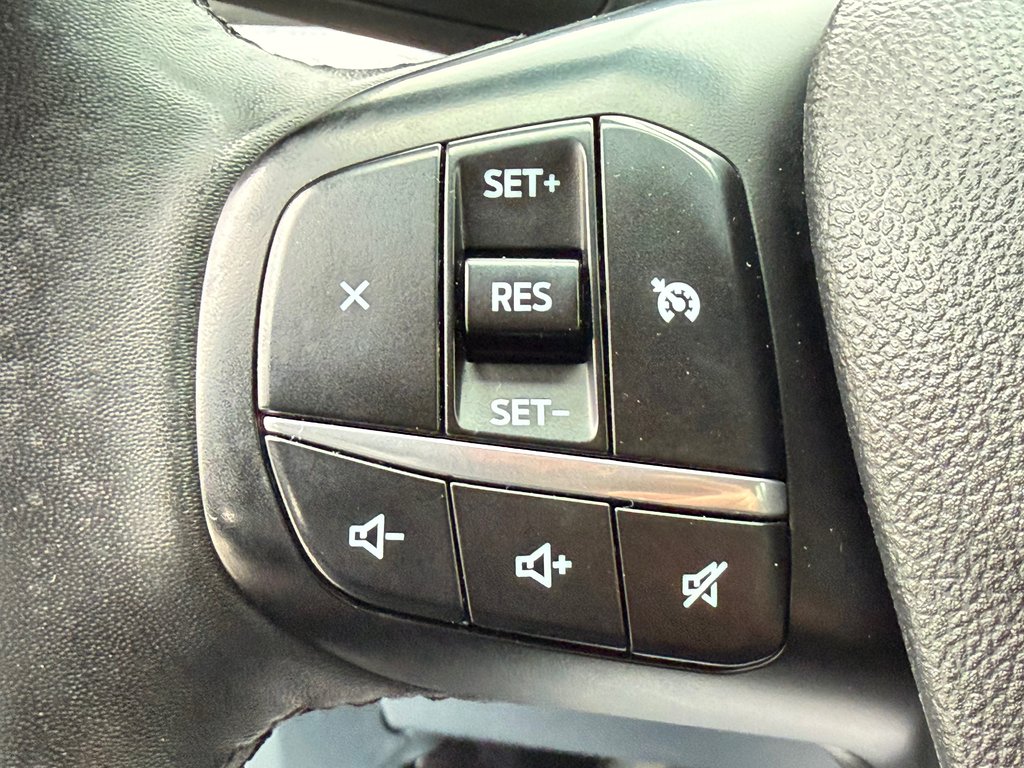 2023 Ford Maverick XLT AWD / 4.000LBS TOWING / 8 MAGS / WOW !!! / in Thetford Mines, Quebec - 35 - w1024h768px