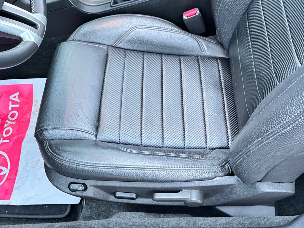 2012 Ford Mustang CALIFORNIA GT-CS / 0 ACCIDENT /  PRIX FIN SAISON  / TOUTES ÉCHANGES ACCEPTÉS / in Thetford Mines, Quebec - 30 - w1024h768px