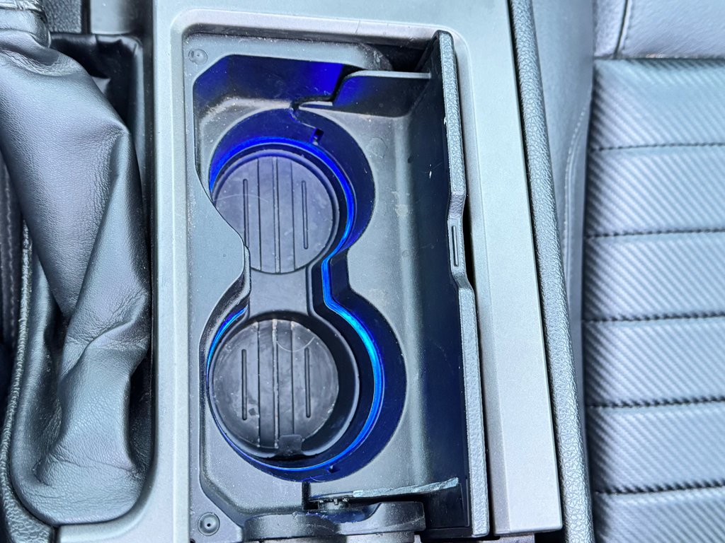 2012 Ford Mustang CALIFORNIA GT-CS / 0 ACCIDENT /  PRIX FIN SAISON  / TOUTES ÉCHANGES ACCEPTÉS / in Thetford Mines, Quebec - 44 - w1024h768px