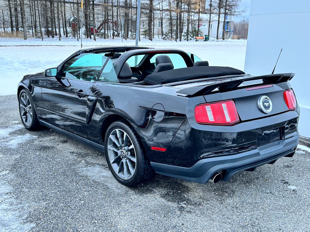 2012 Ford Mustang CALIFORNIA GT-CS / 0 ACCIDENT /  PRIX FIN SAISON  / TOUTES ÉCHANGES ACCEPTÉS / in Thetford Mines, Quebec - 6 - w1024h768px