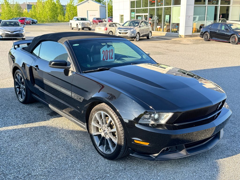 Ford Mustang CALIFORNIA SPECIAL / GT-CS / IMPECCABLE / JAMAIS SORTI L’HIVER / 1 SEUL PROPRIETAIRE 2012 à Thetford Mines, Québec - 67 - w1024h768px